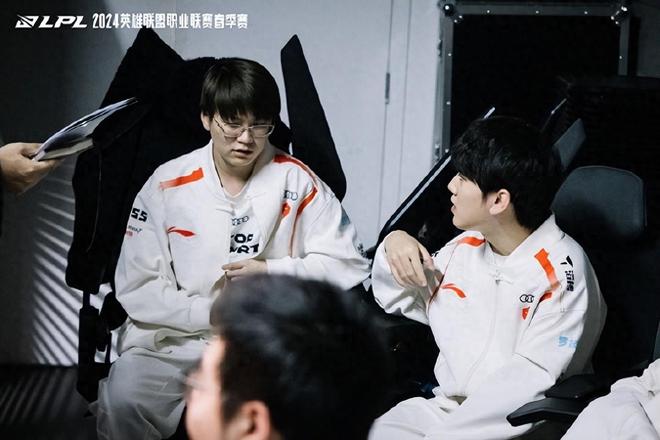 40亿美元